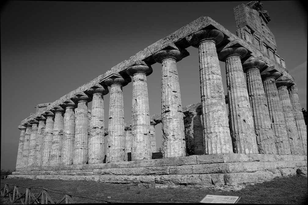 temple athena paestum 19oct17zhc