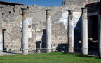 columns pompeii 20oct17zac