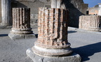 columns pompeii 20oct17zbc
