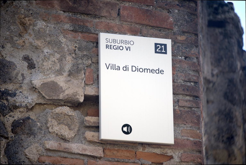 sign_pompeii_20oct17zbc.jpg