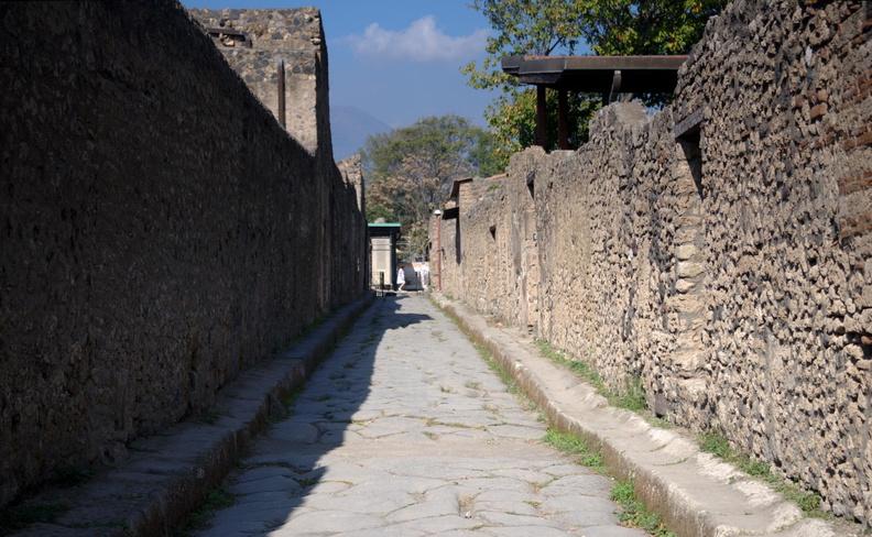 street_pompeii_20oct17zbc.jpg