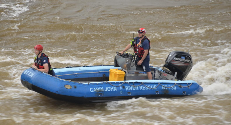 rescue boat great falls 30jul18a