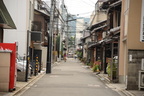 alley away from nijojo castle kyoto 29may19b