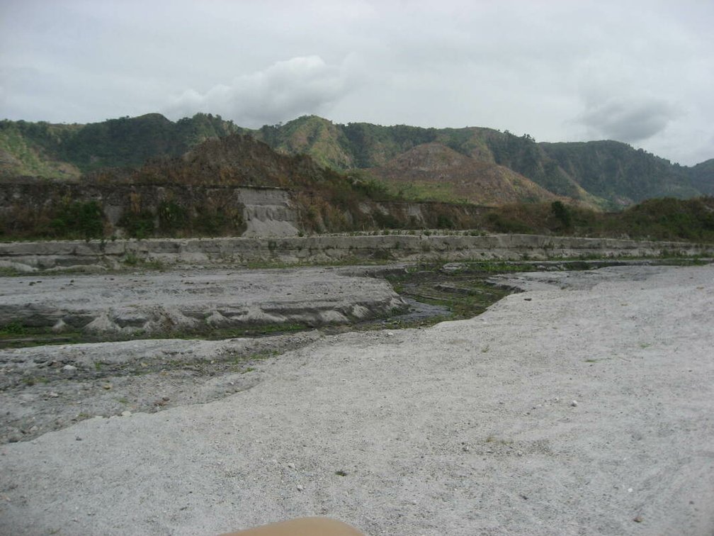 return from mount pinatubo 2377 14apr10