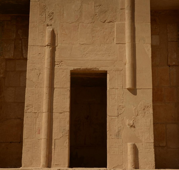 mortuary_temple_of_hatshepsut_8623_8nov23.jpg