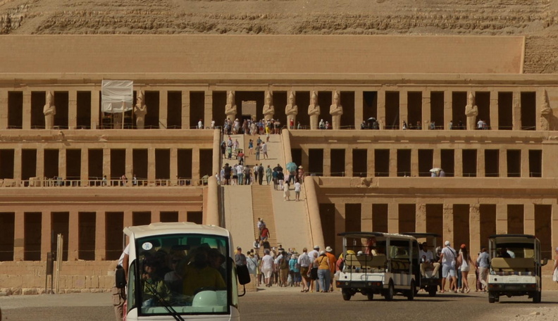 mortuary temple of hatshepsut 8655 8nov23