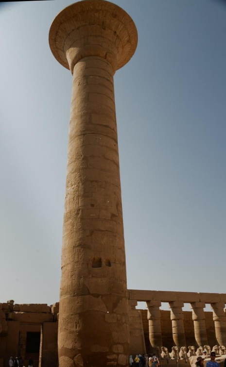 column luxor temple 8934 10nov23