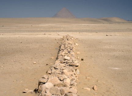 21 red pyramid from bent pyramid along roman wall dahshur saqqara 7568 2nov23zac