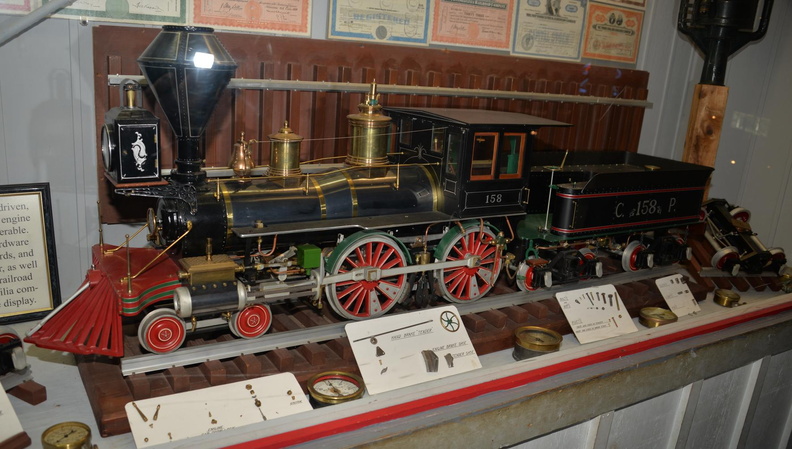 locomotive house on the rock 5593 10jul23