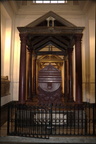 porphyry sarcophagus cattedrale di palermo 9oct17a