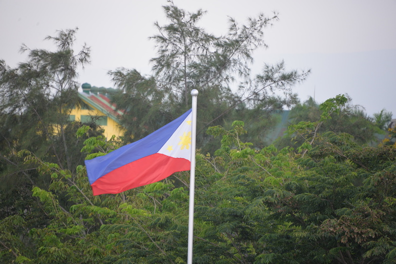 flag_lingayen_1jun16a.jpg