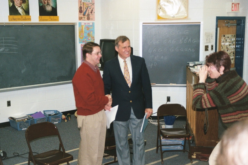 sup.michael_frey_mike_fleming_bonnie_hobbs_013_11_20feb03a.jpg