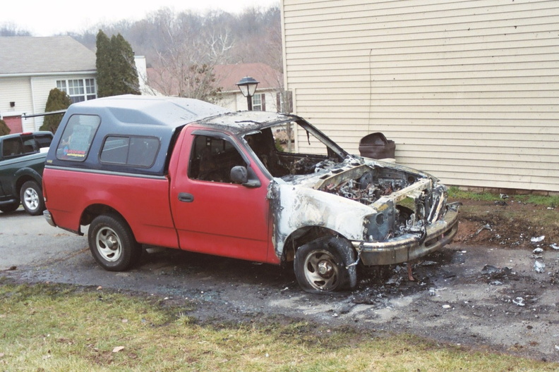 ford_cruise_control_switch_failure_scibilia_court_008_5_3jan07b.jpg